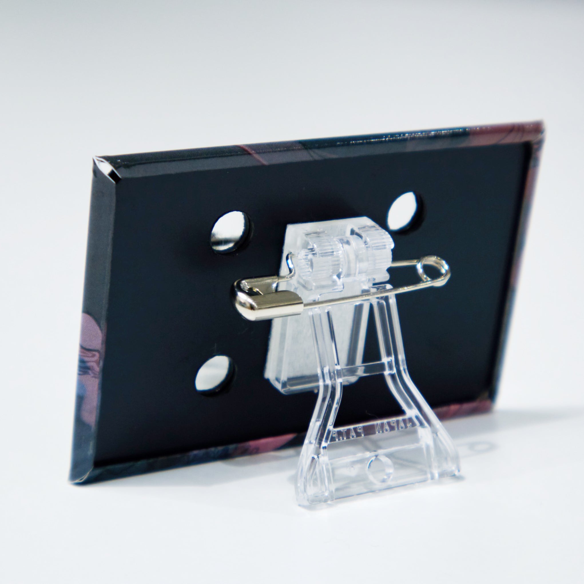 ORIHARA TOKYO Extension of OIA】スタンド付き缶バッジ