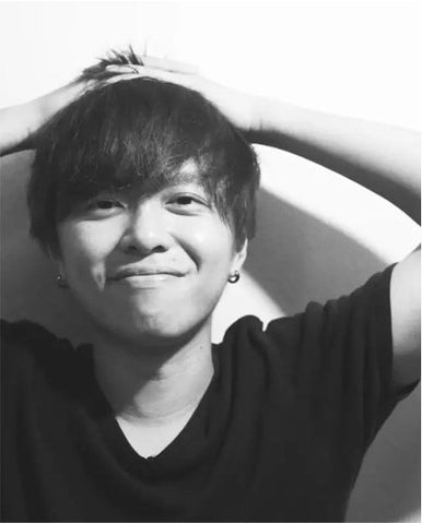 ZEEN CHIN